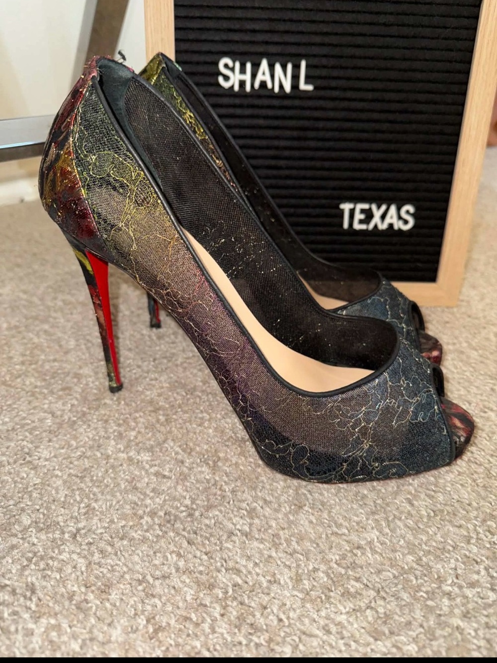 Christian Louboutin Very Prive 120 Lace Pumps Peep Toe Iridescent - Picture 2 of 8